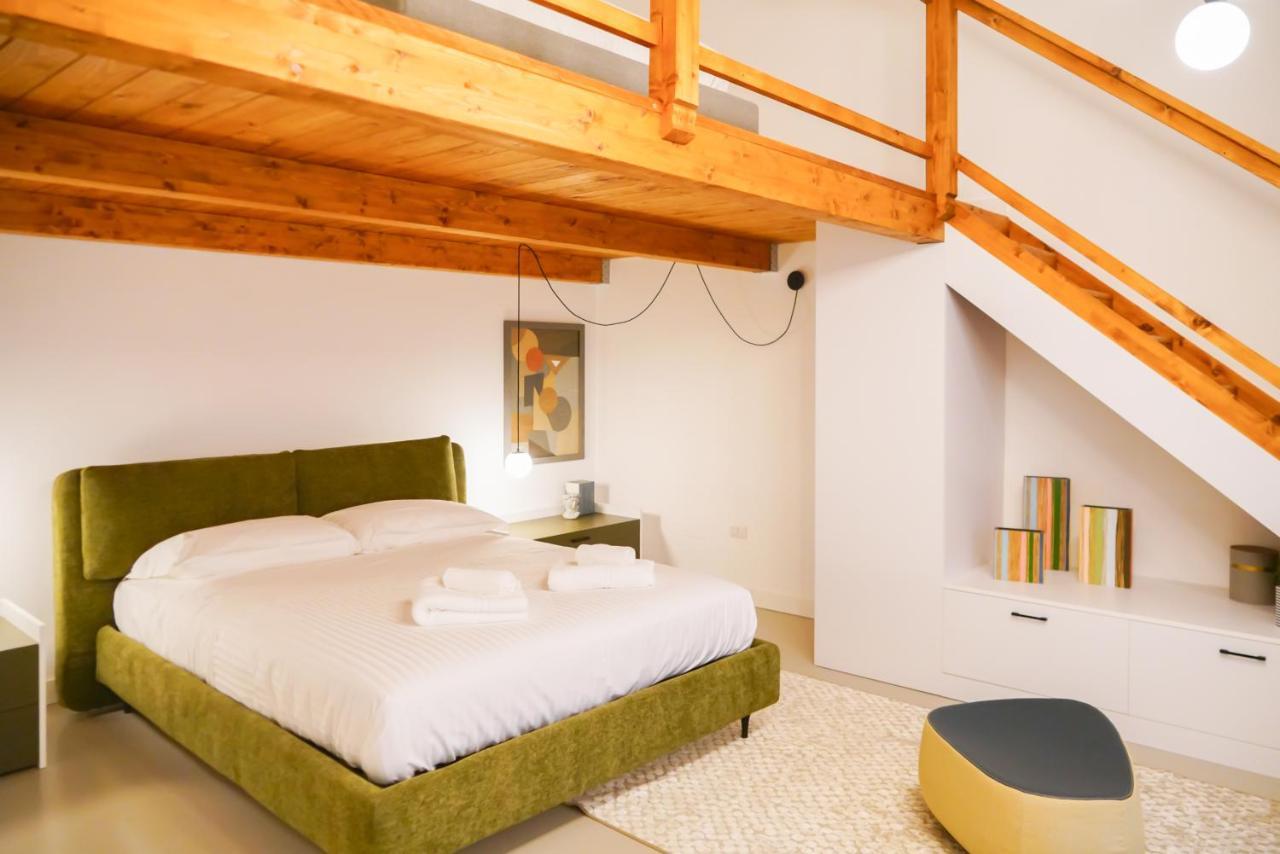 נאפולי Fepa Place Design Apartments מראה חיצוני תמונה